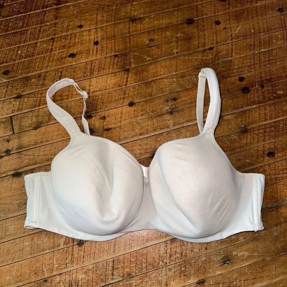 Cacique lightly lined full figure 44C lingerie Balconette bra